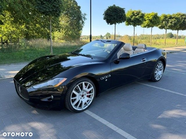 Maserati GranCabrio - 1