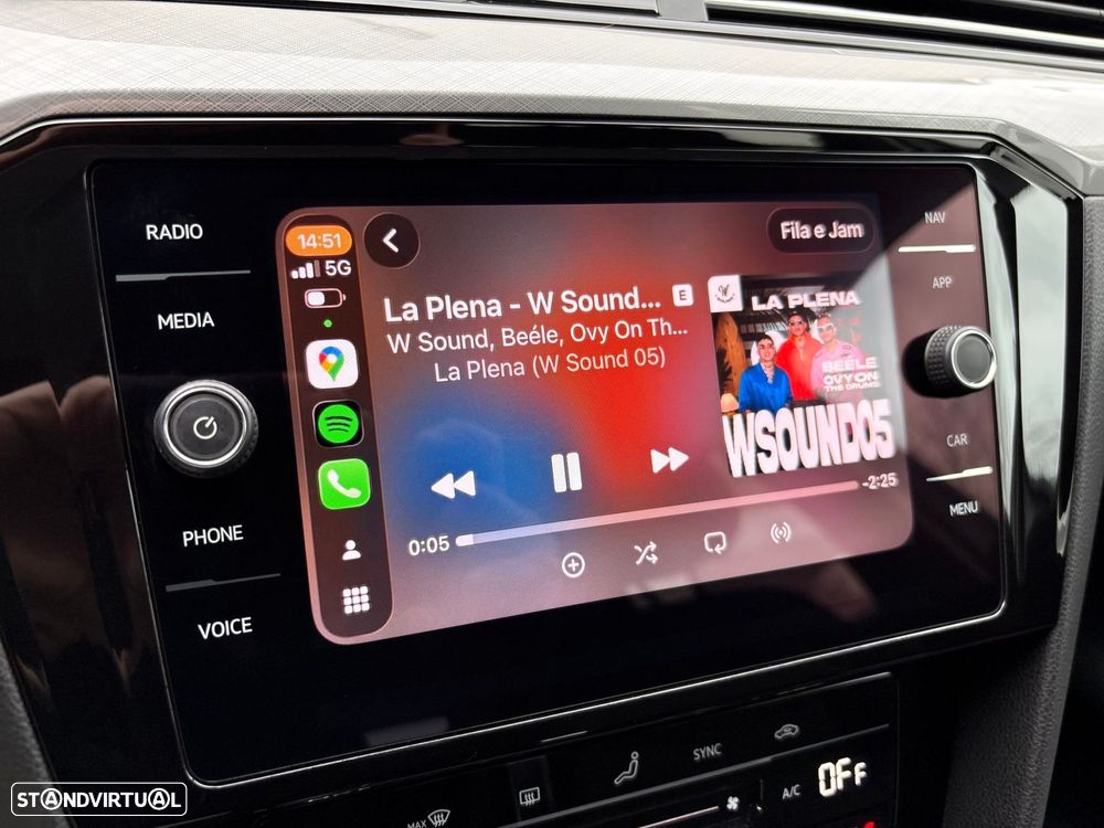 VW Passat Variant 2.0 TDi Elegance DSG - 29