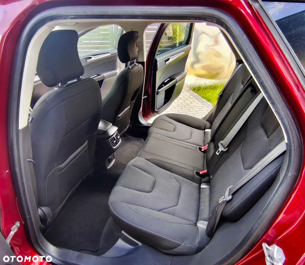 Ford Mondeo 2.0 TDCi Titanium PowerShift - 16