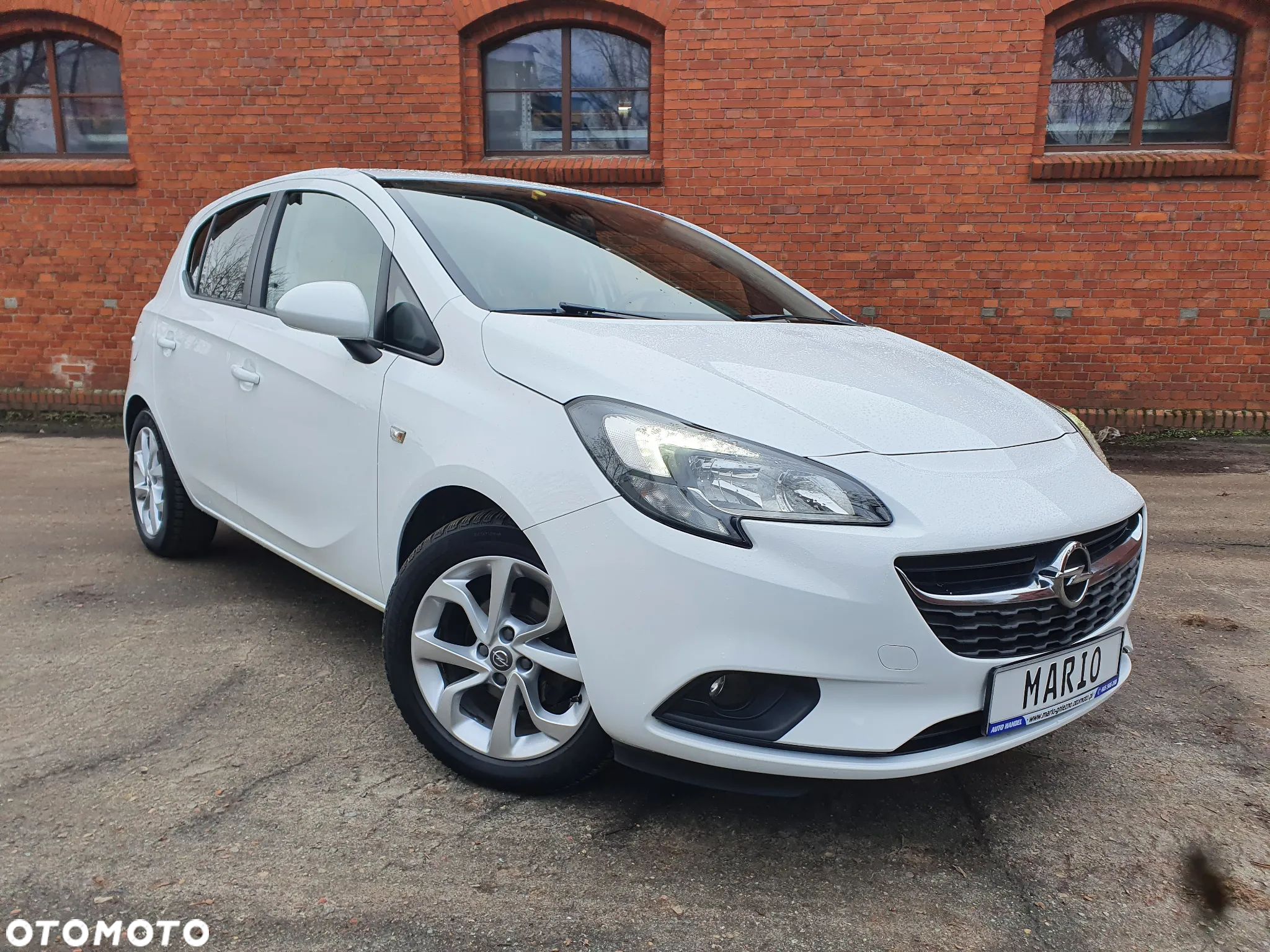 Opel Corsa 1.4 Cosmo - 1