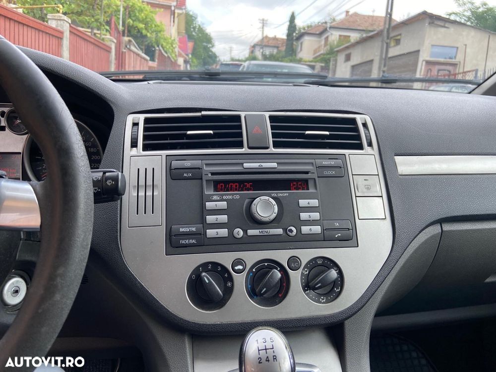 Ford C-Max - 6