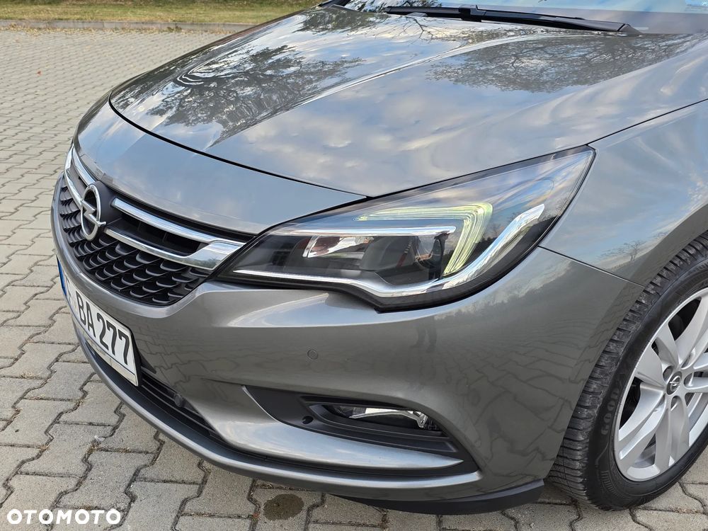 Opel Astra 1.4 Turbo Edition - 11