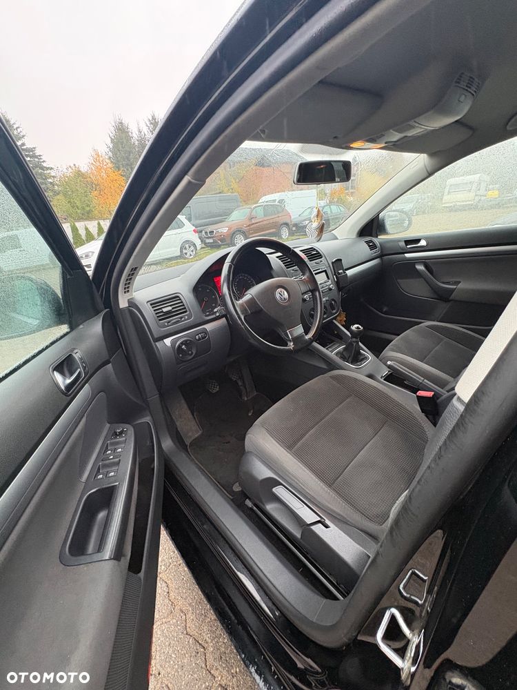 Volkswagen Golf - 12