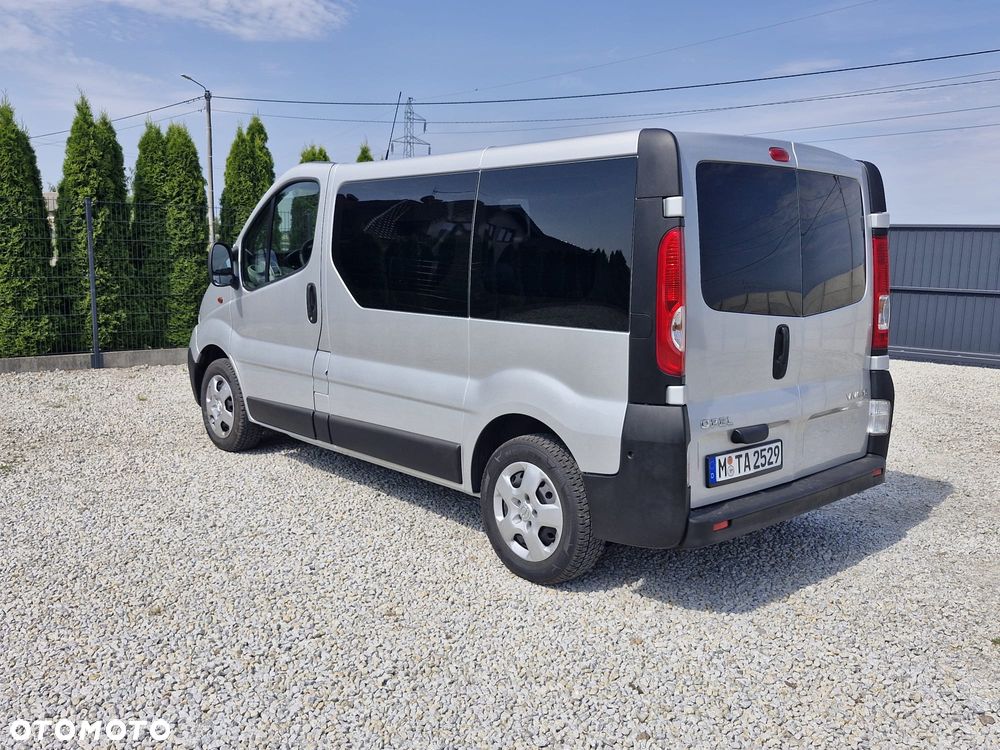 Opel Vivaro - 5
