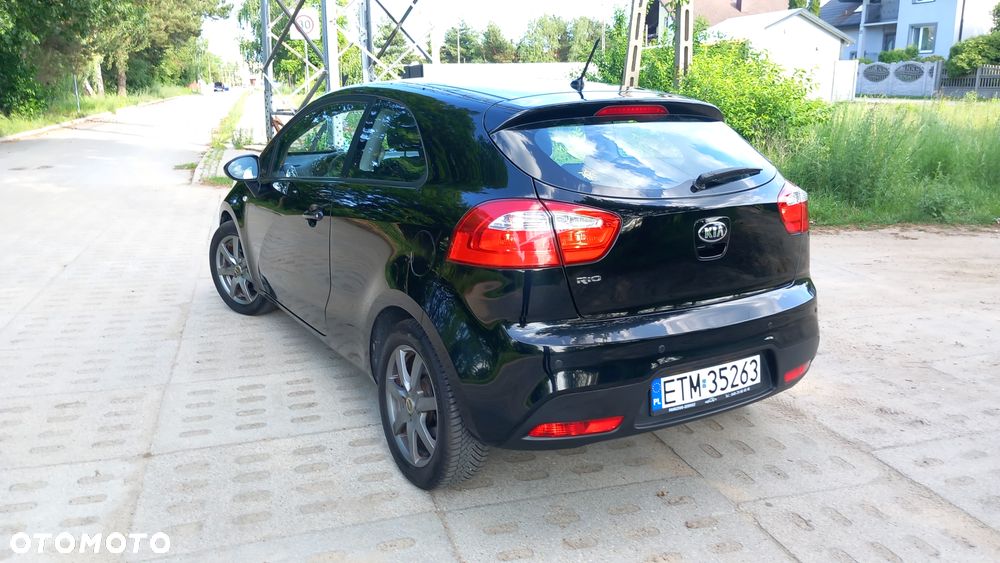 Kia Rio 1.2 Dream-Team Edition - 5