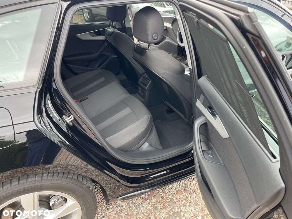 Audi A4 Avant - 10