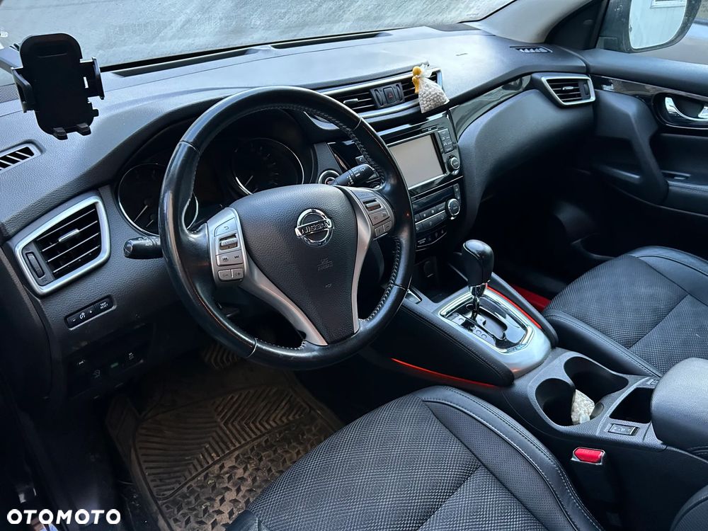 Nissan Qashqai 1.2 DIG-T Visia Xtronic EU6 - 5