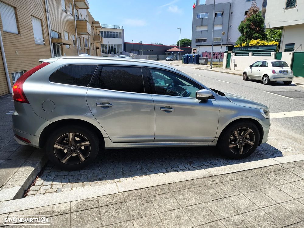 Volvo XC 60 2.0 D3 R-Design Geartronic - 3