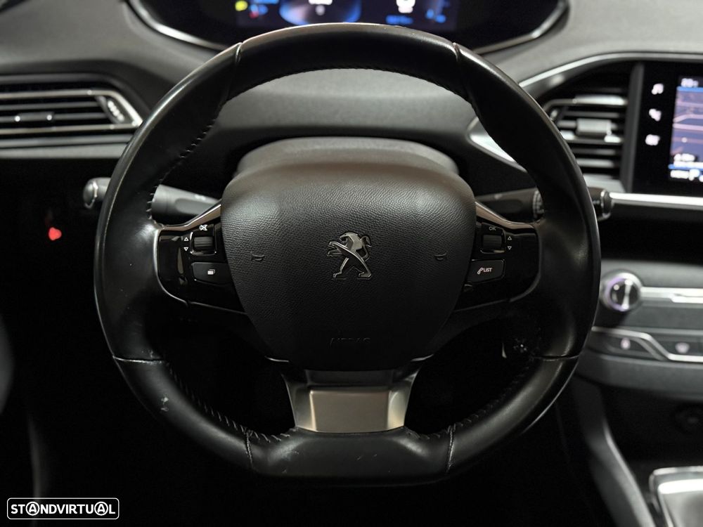 Peugeot 308 1.2 PureTech Style - 17