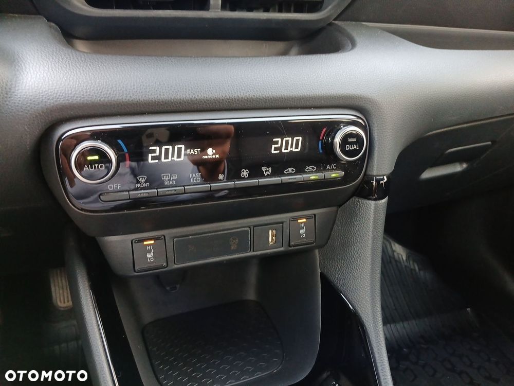 Toyota Yaris - 20
