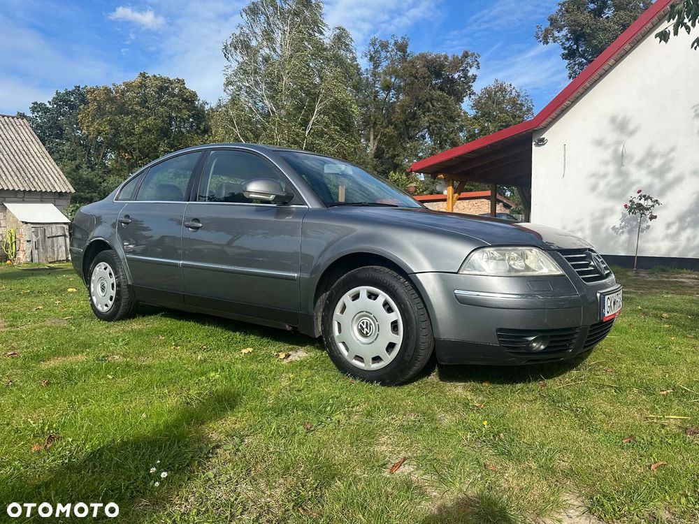 Volkswagen Passat 1.9 TDI Comfortline - 1
