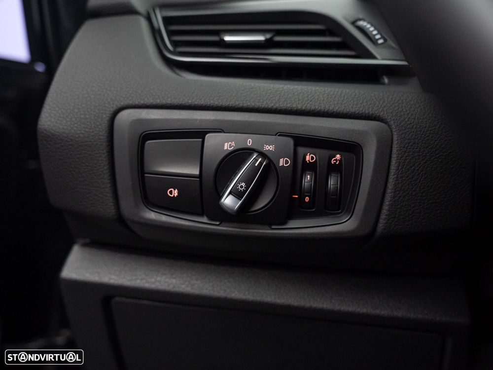 BMW 225xe Active Tourer Advantage - 21