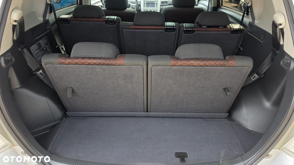 Toyota Verso 2.0 D-4D Premium 7os - 16