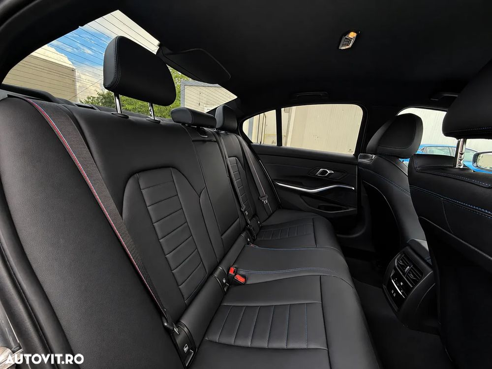 BMW Seria 3 320d xDrive AT MHEV - 16