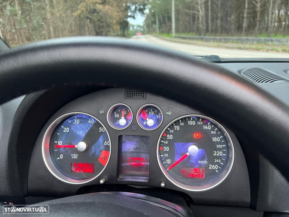 Audi TT Coupé 1.8 T - 16