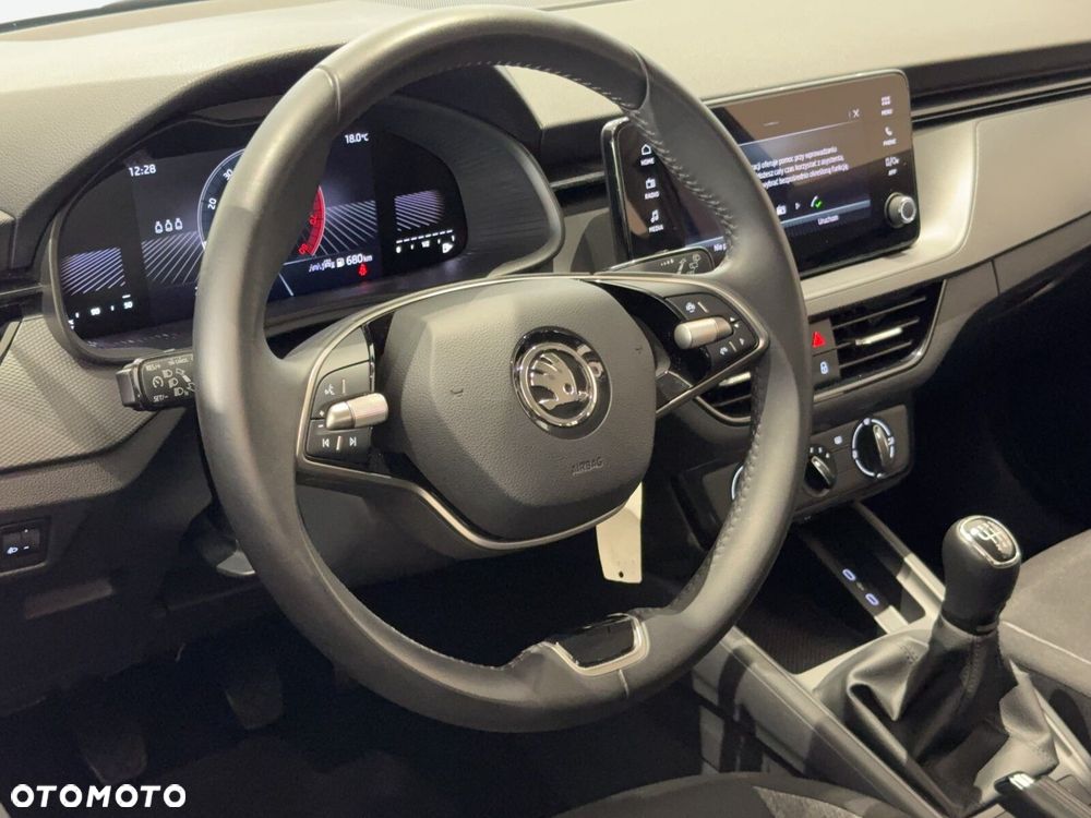 Skoda Kamiq 1.0 TSI Essence - 22