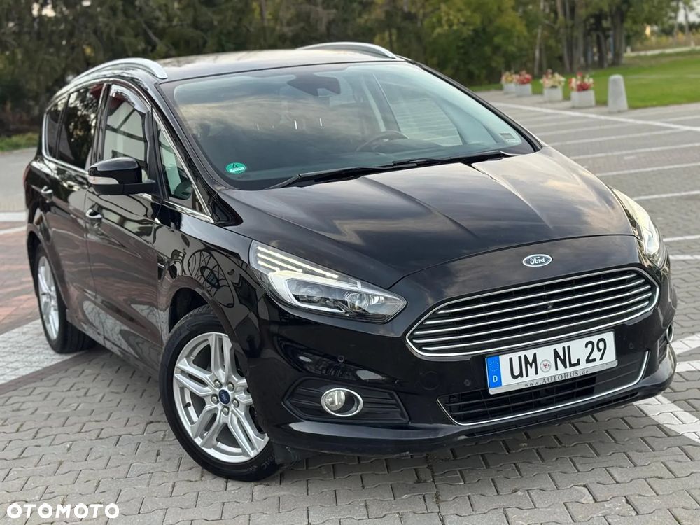 Ford S-Max 2.0 TDCi Titanium PowerShift - 6