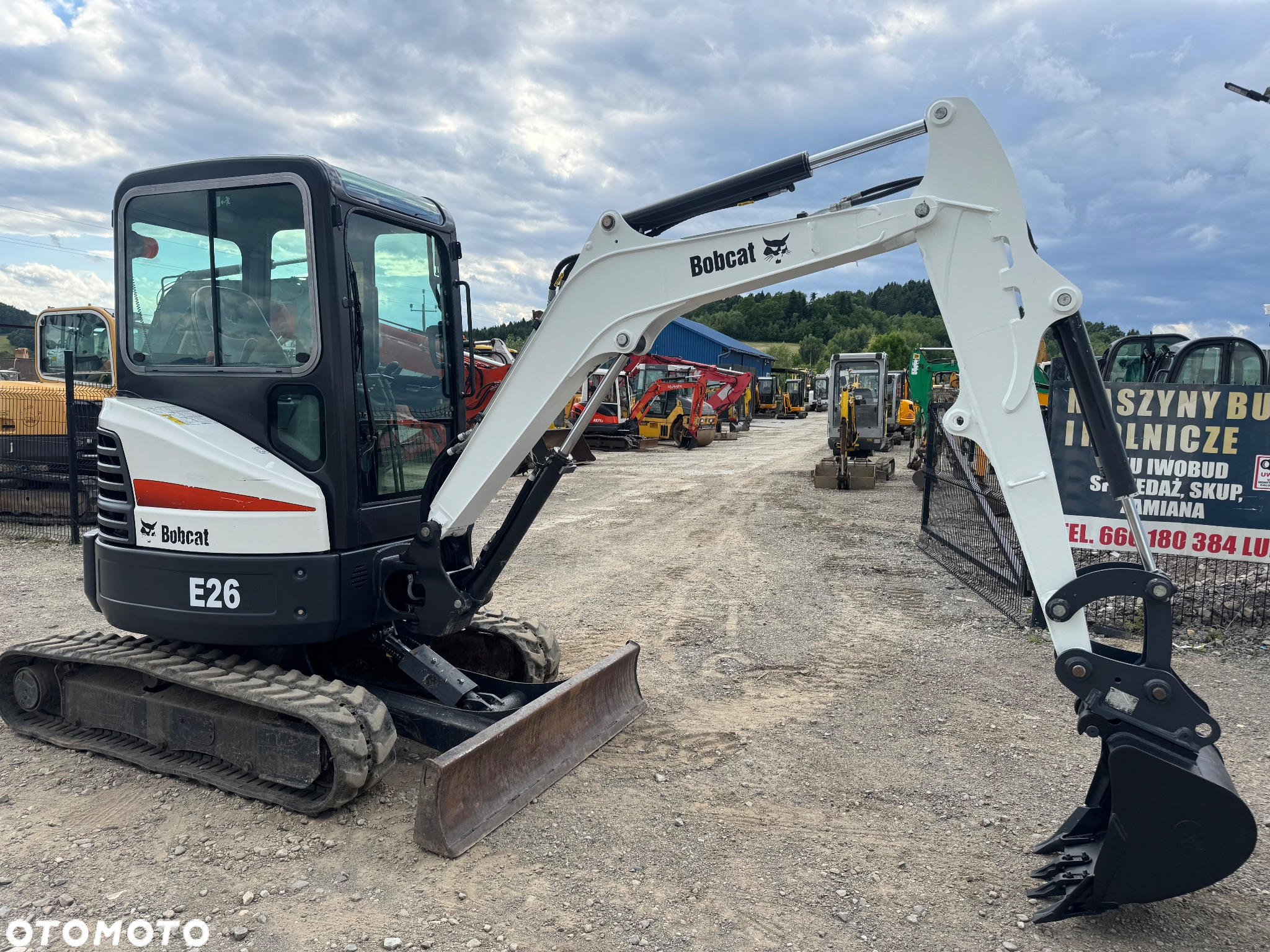 Bobcat E26 - 6
