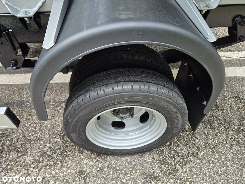 Kia K2500 - 25