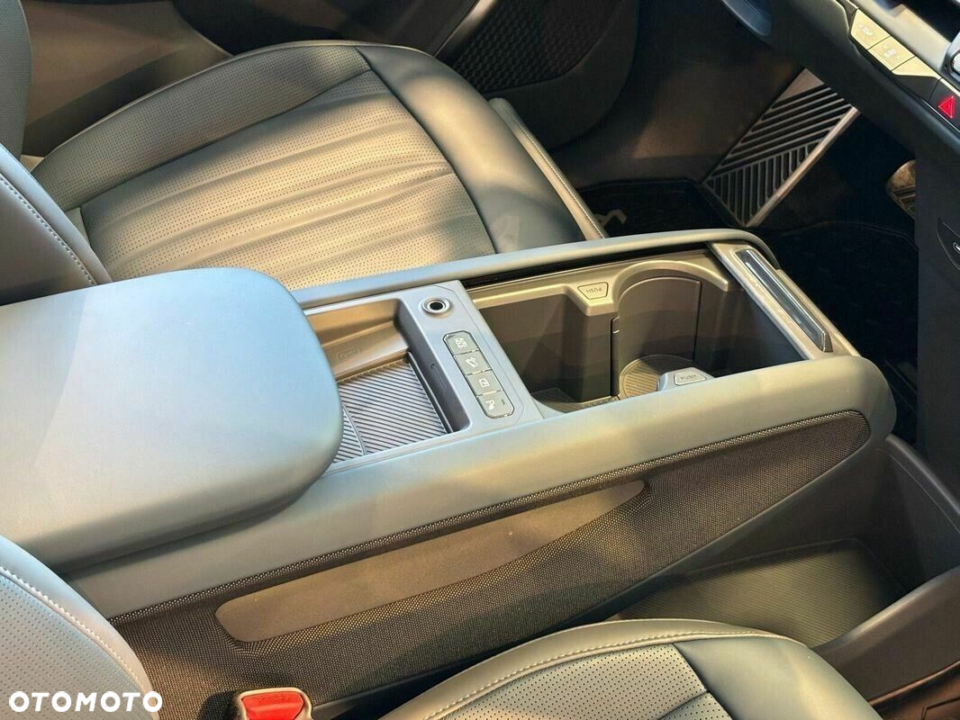Kia EV9 - 18