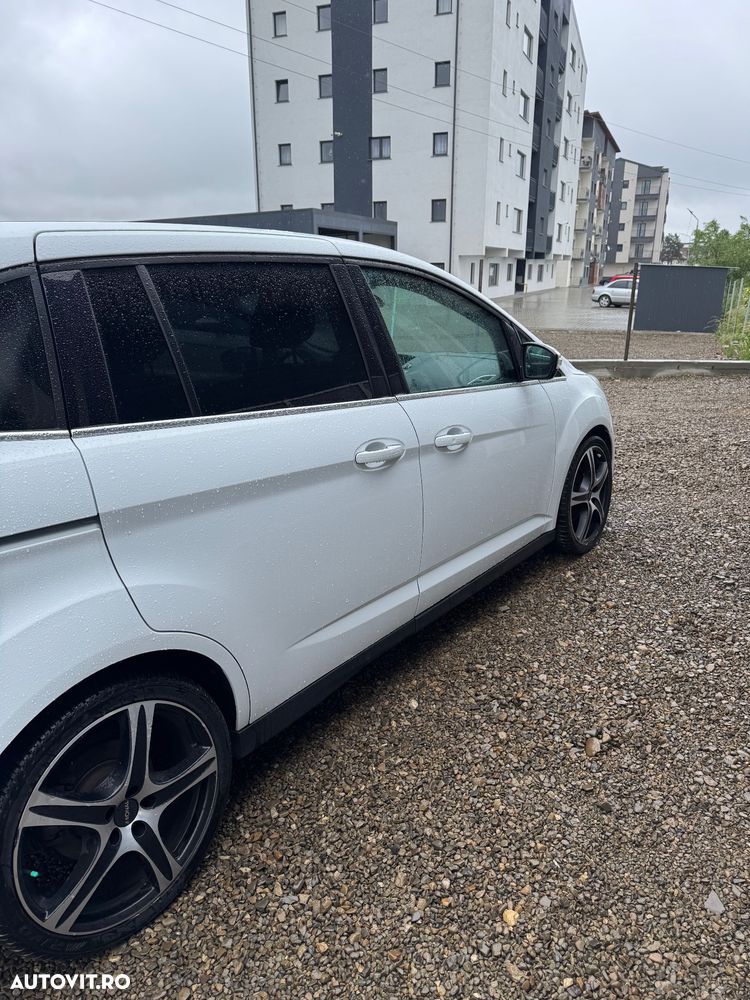 Ford Grand C-Max 2.0 TDCi DPF Powershift Titanium - 2