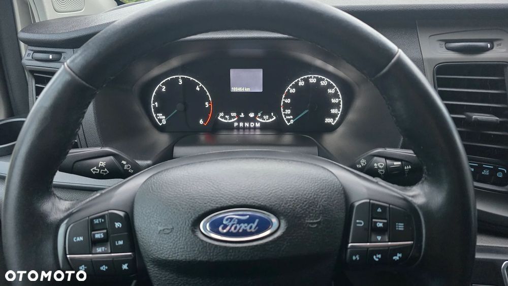 Ford Transit Custom - 12