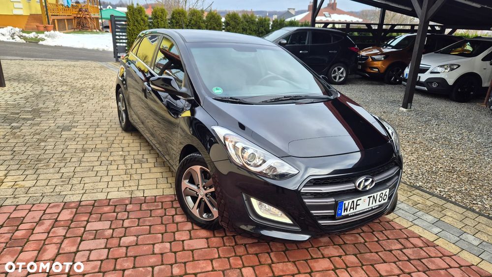 Hyundai i30 1.4 Passion Plus - 1