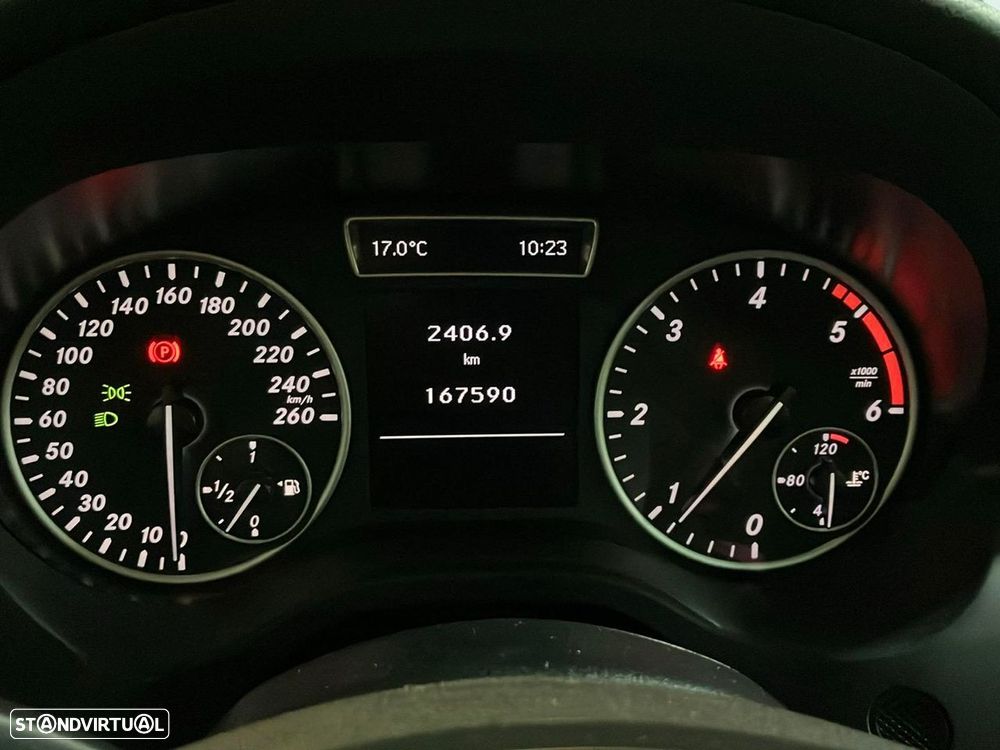 Mercedes-Benz A 180 d Style - 13