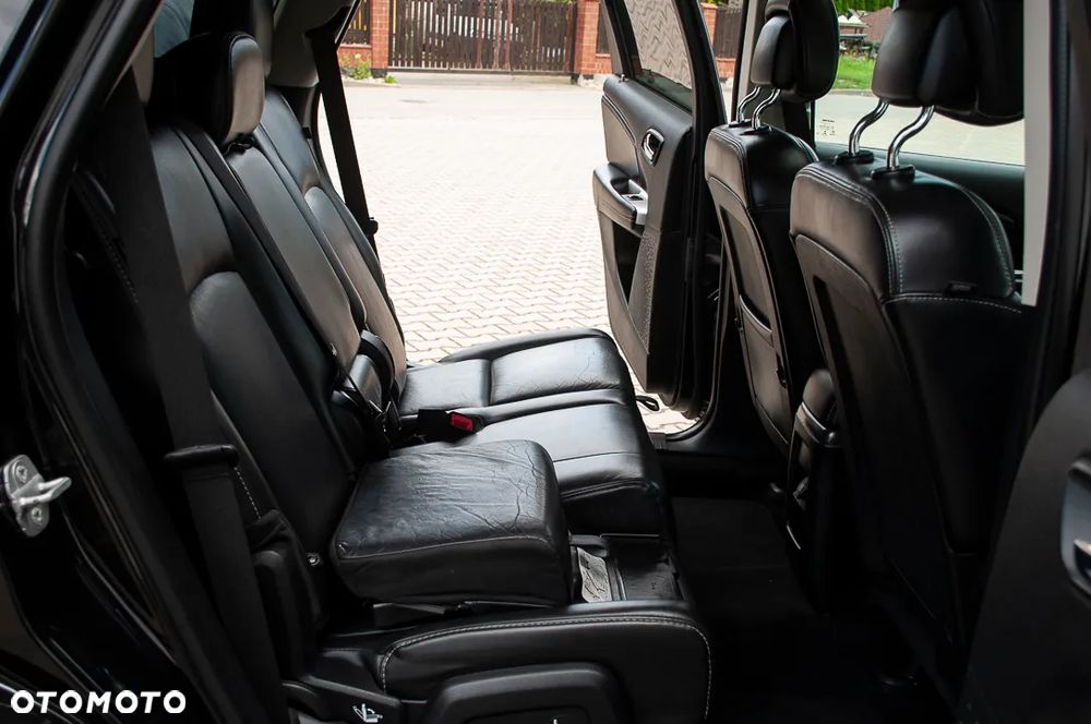 Fiat Freemont 2.0 Multijet 16V DPF Automatik Allrad Lounge - 24