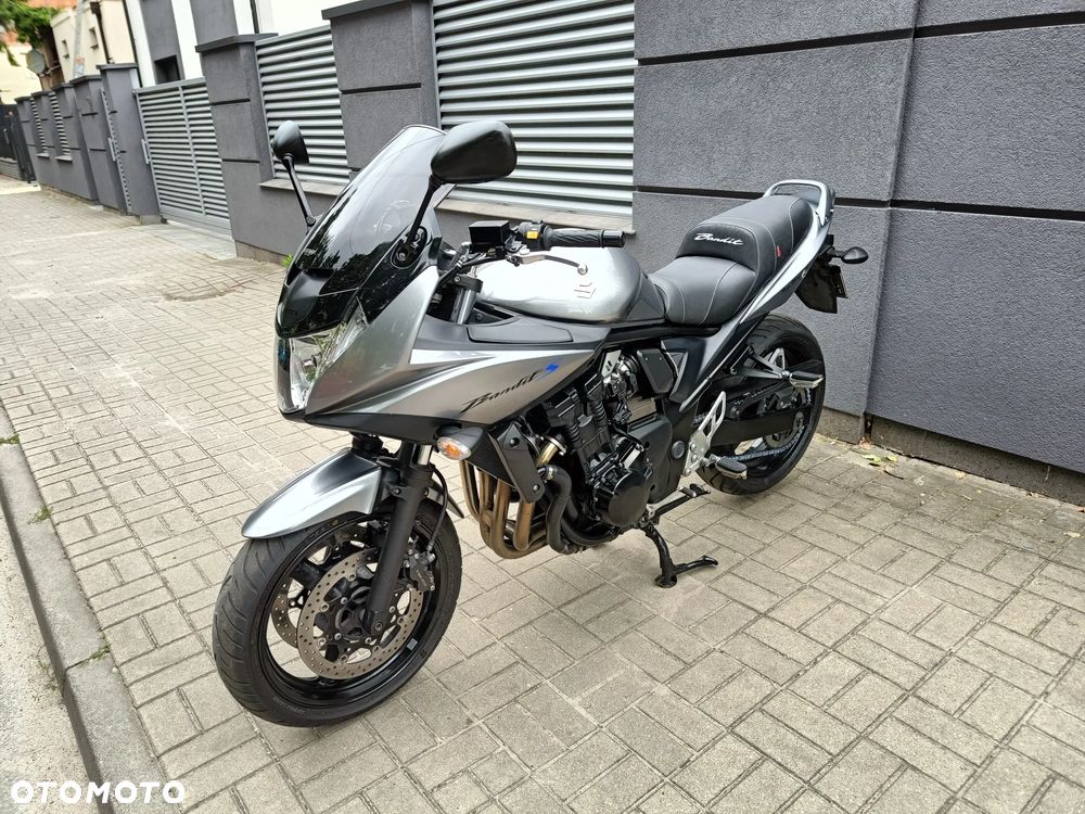 Suzuki Bandit - 2