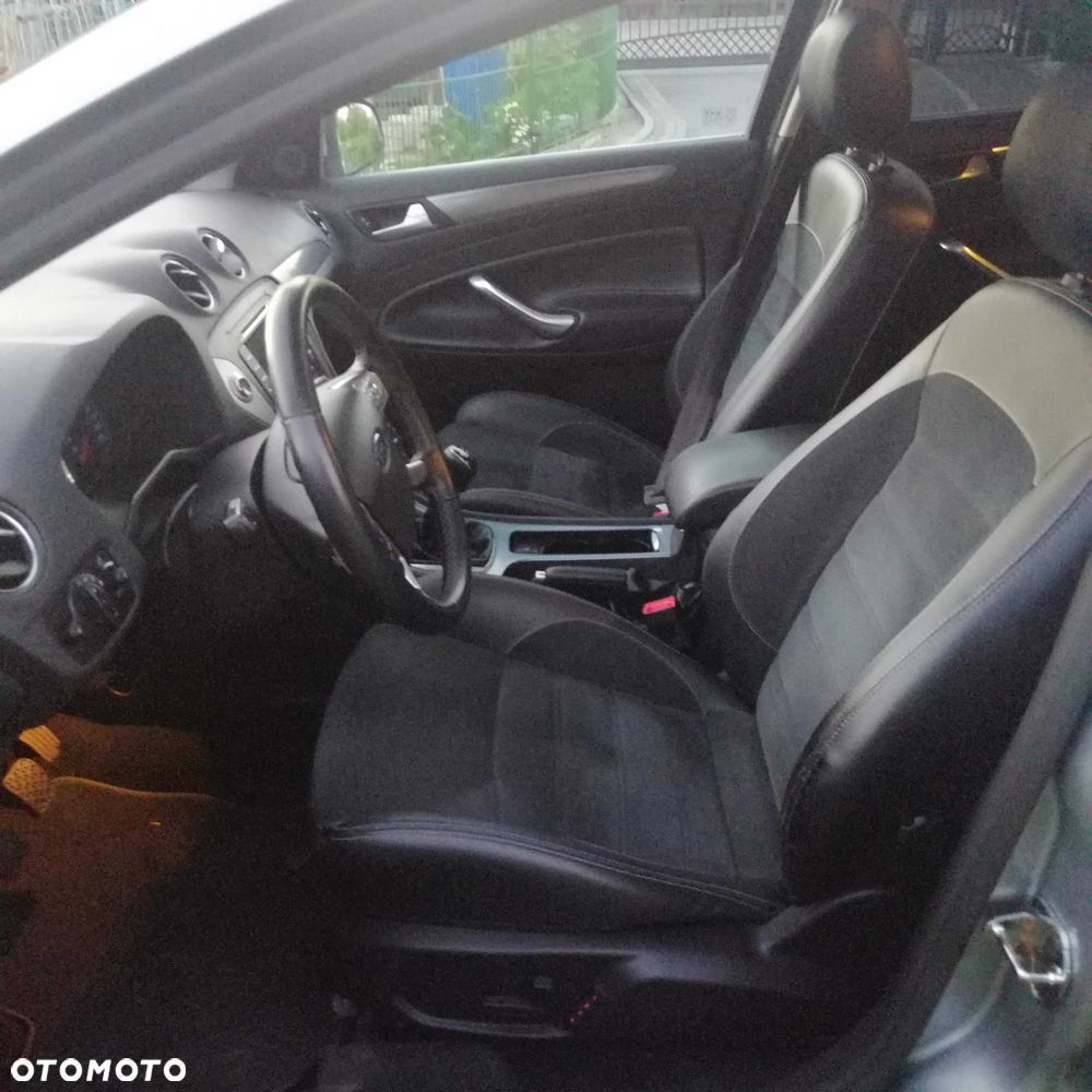 Ford Mondeo - 7