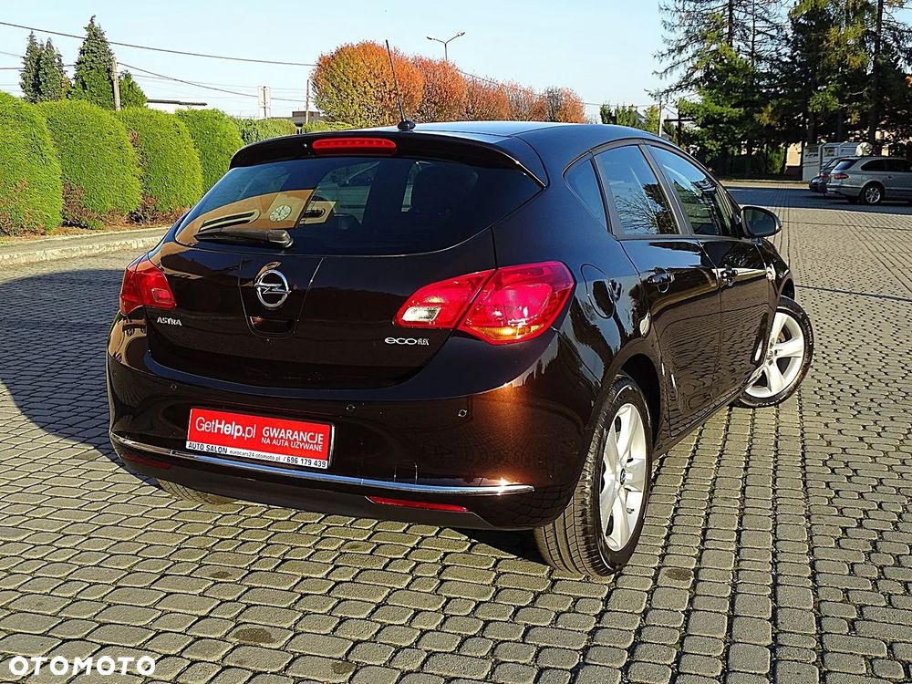 Opel Astra 1.4 Turbo Cosmo - 25