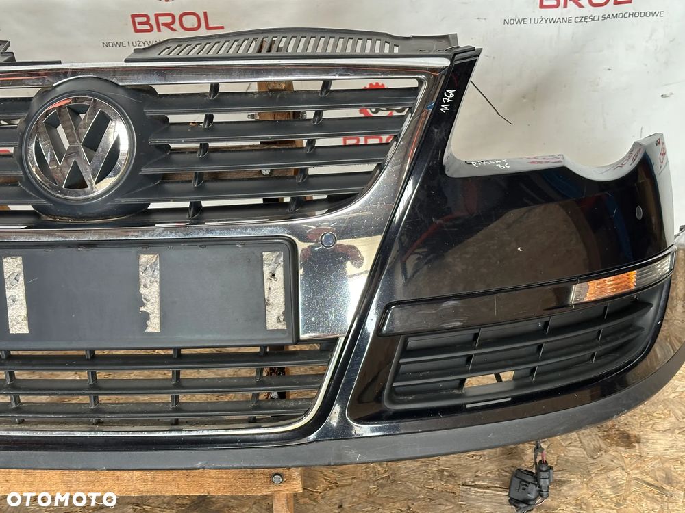 ZDERZAK PRZEDNI VW PASSAT B6   PDC - 4