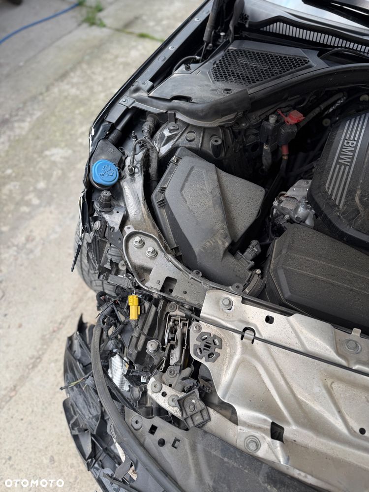 BMW Seria 3 320d xDrive - 24