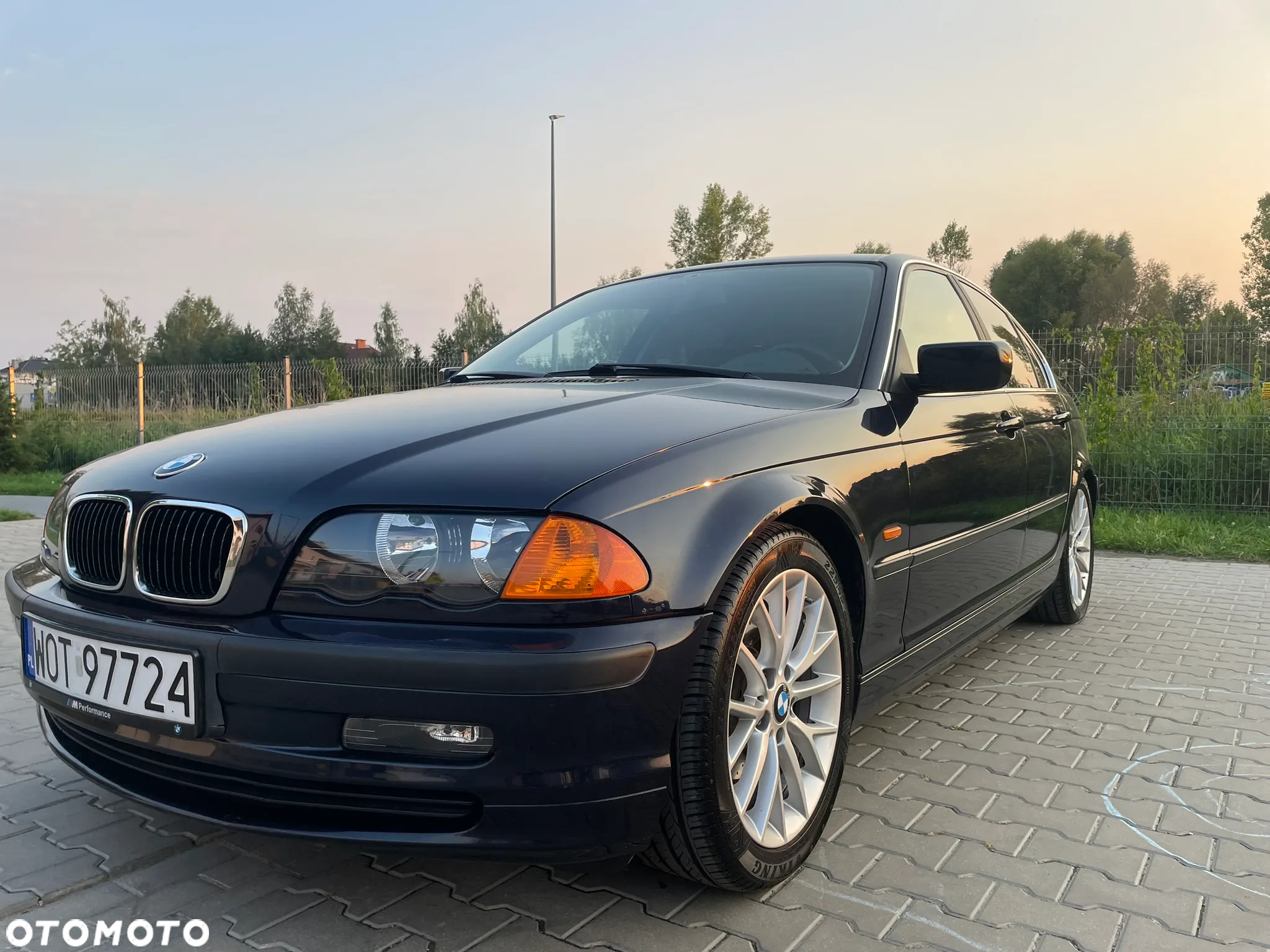 BMW Seria 3 320i - 38