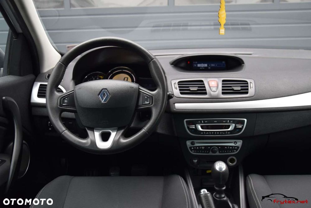 Renault Megane - 30