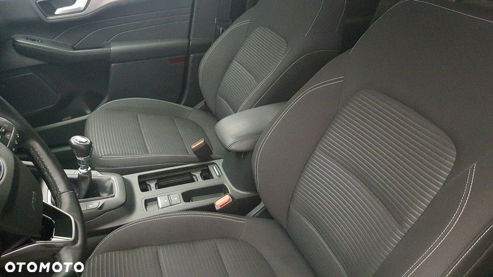 Ford Kuga - 15