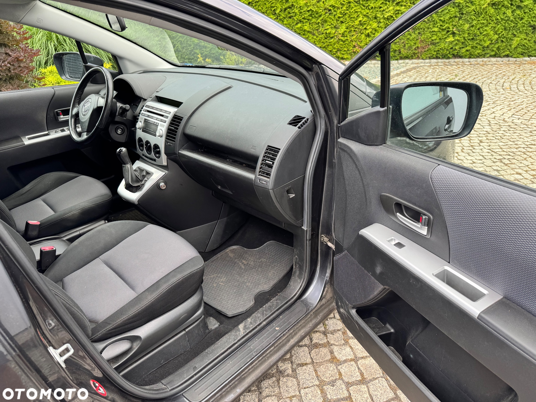 Mazda 5 - 28