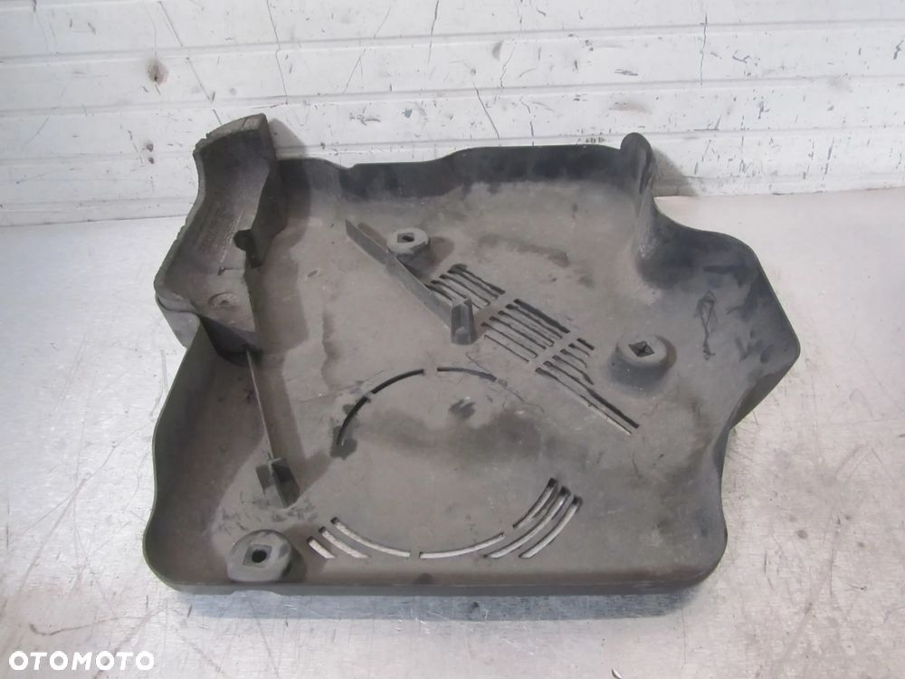 Osłona Adblue 93458940  Renault Trafic III-Vivaro B 2014-1.6 Bit Turbo - 2