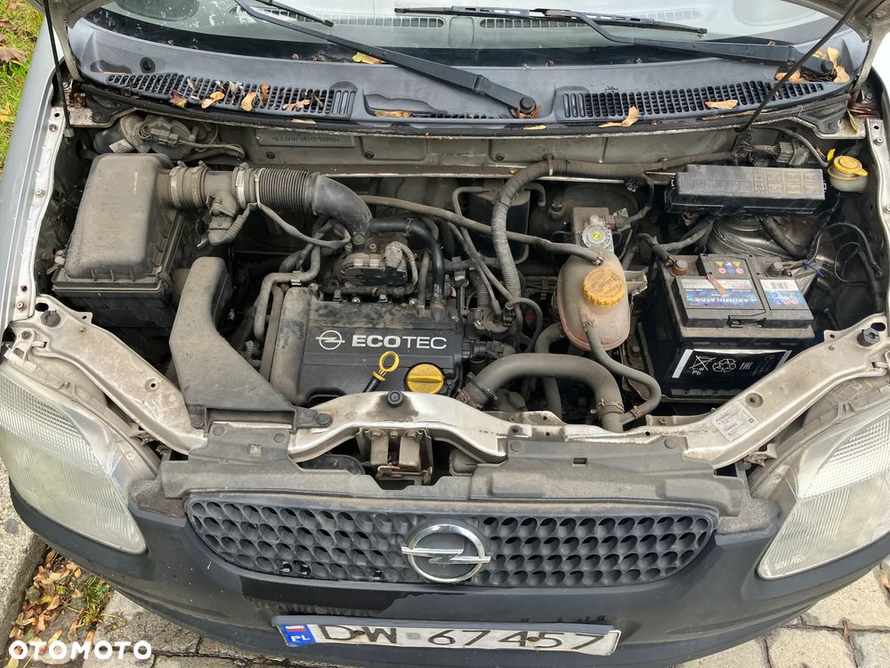 Opel Agila 1.0 - 8