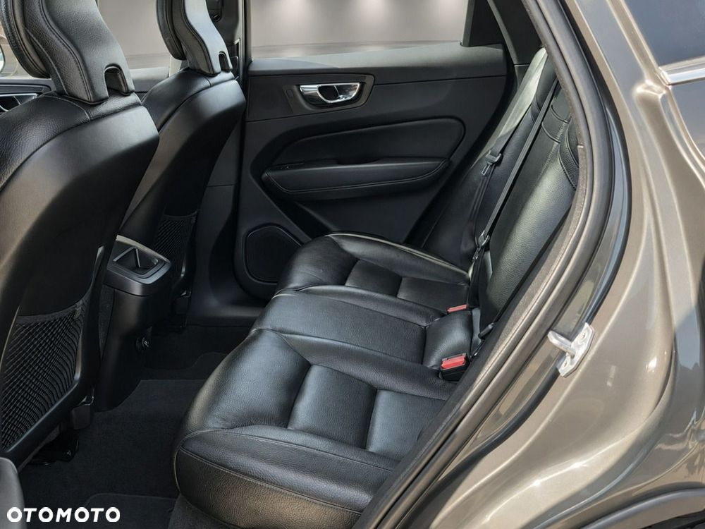 Volvo XC 60 - 14