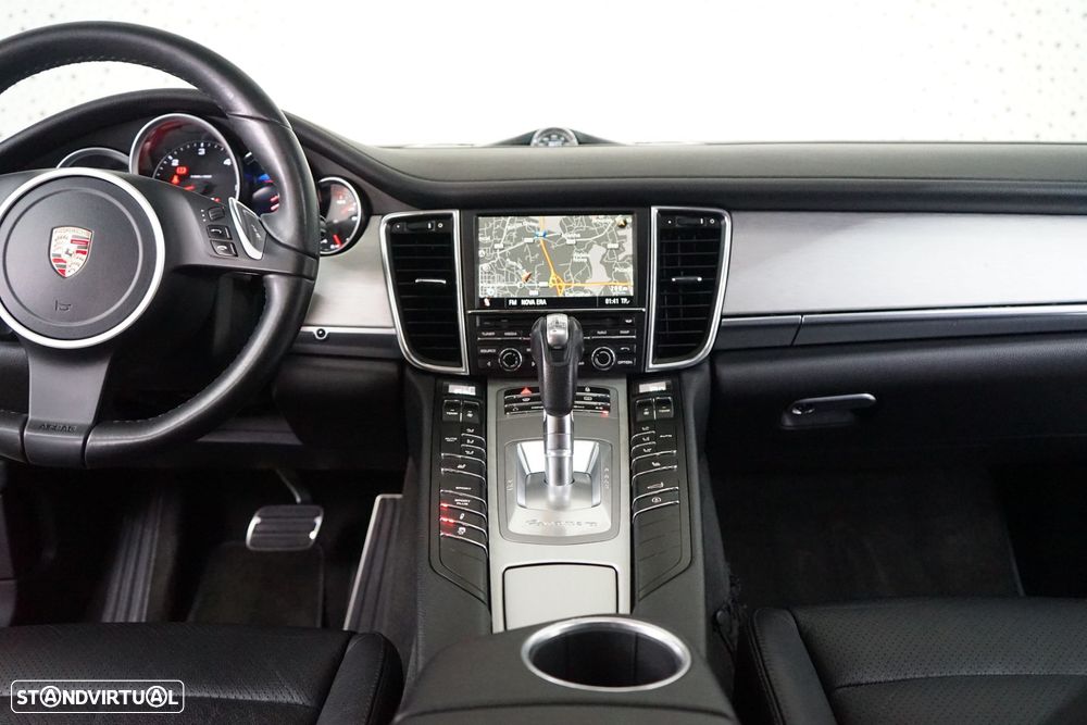 Porsche Panamera Platinum Edition - 47