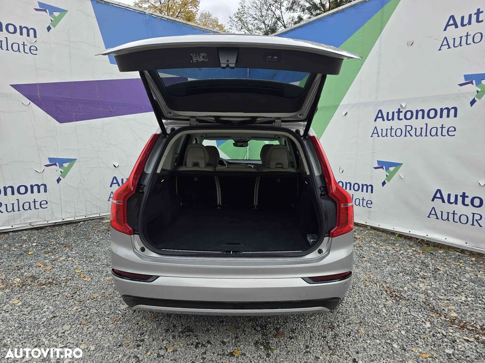 Volvo XC 90 - 7