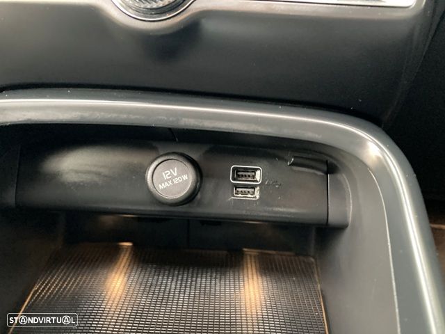 Volvo XC 40 T5 Recharge DKG Essential - 27