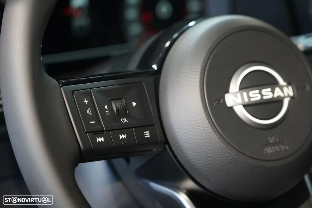 Nissan Qashqai 1.3 DIG-T N-Connecta LED+TT+SKY - 8
