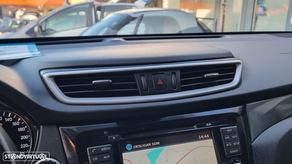 Nissan X-Trail 1.6 dCi 360 Xtronic - 11