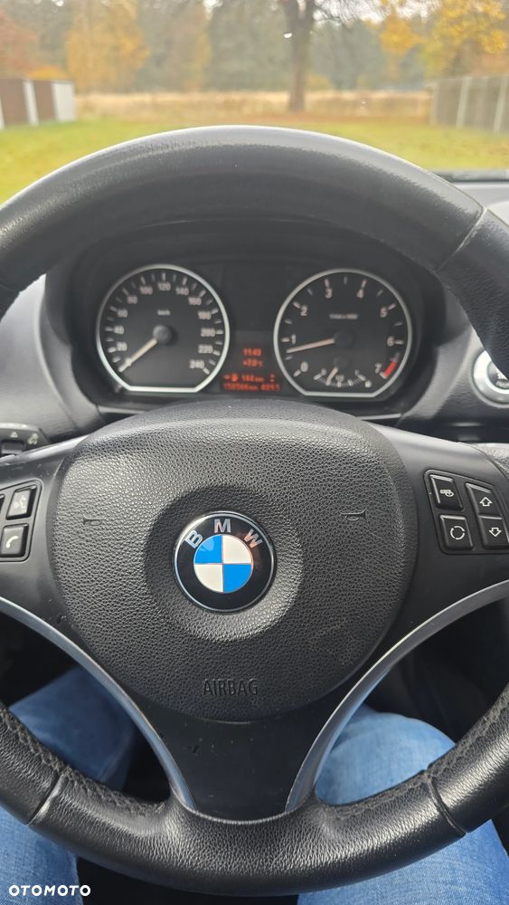 BMW Seria 1 116i - 10