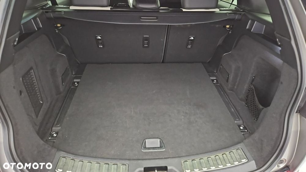 Land Rover Discovery Sport 2.0 D200 mHEV - 20