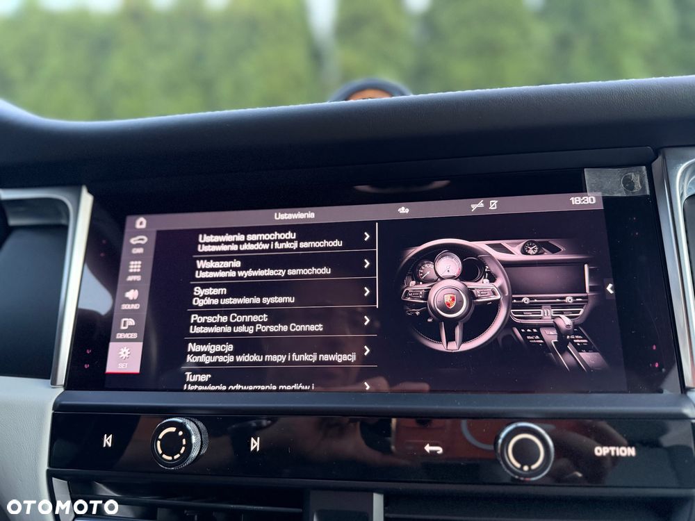 Porsche Macan T - 31
