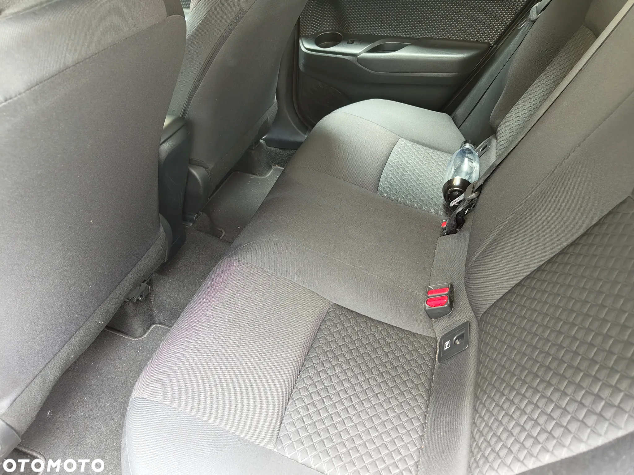 Toyota C-HR 1.8 Hybrid Comfort - 10